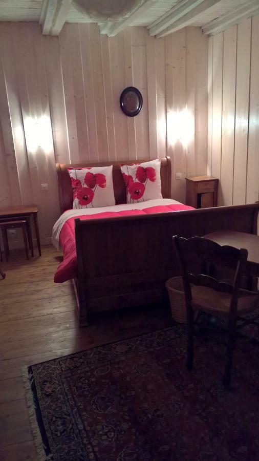 Chambre D Hote 1873 Frasne Εξωτερικό φωτογραφία